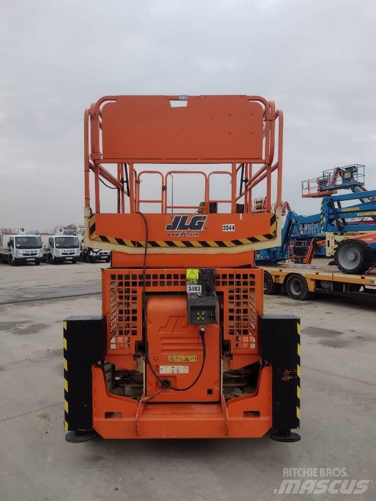 JLG M 4069 Saksilavat