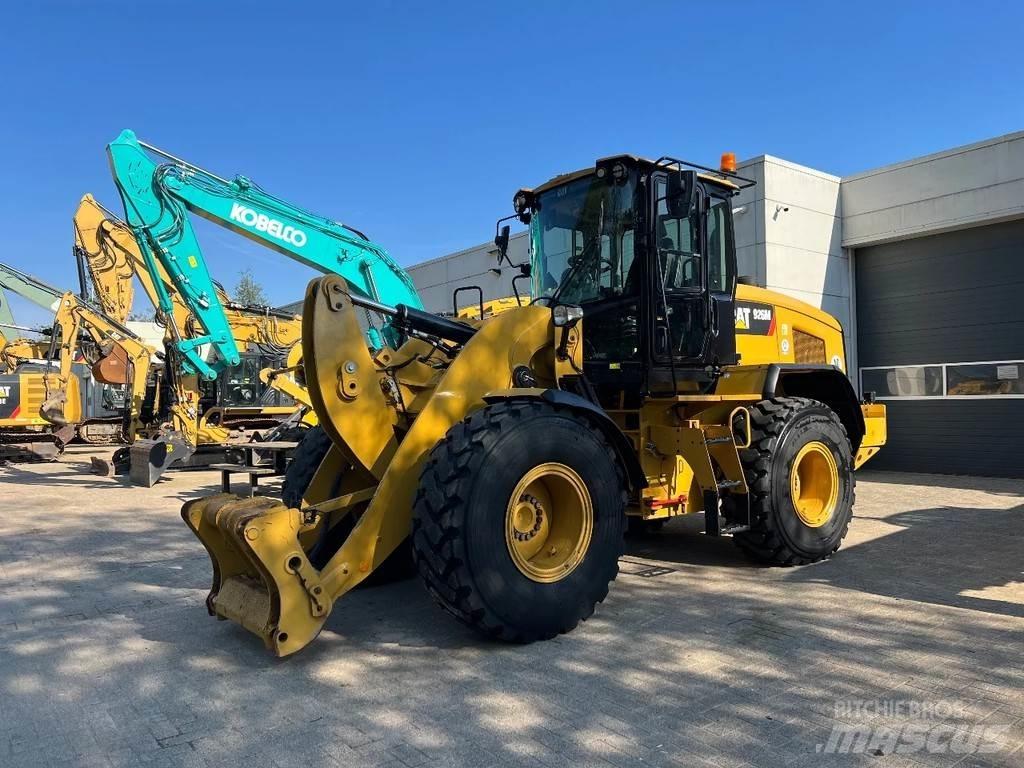 CAT 926M Pyöräkuormaajat
