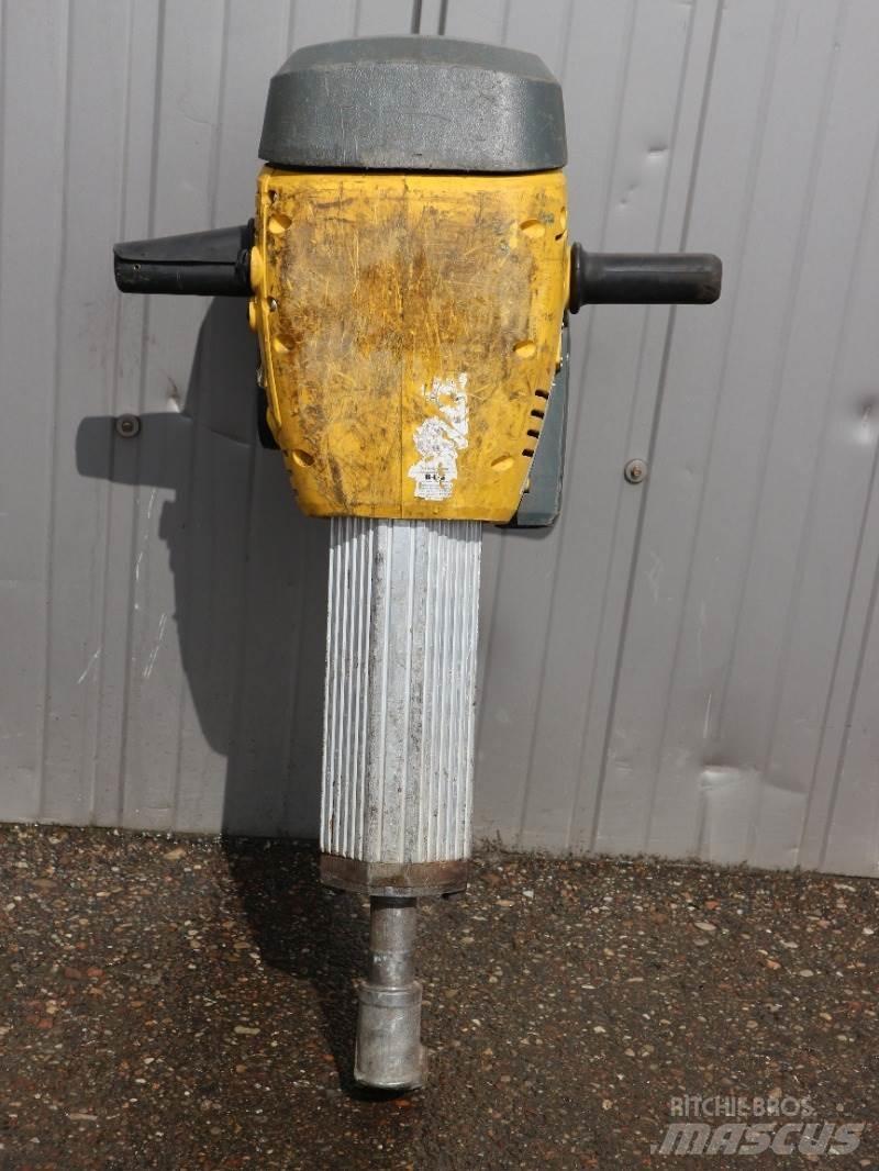 Neuson BH65 Iskuvasarat