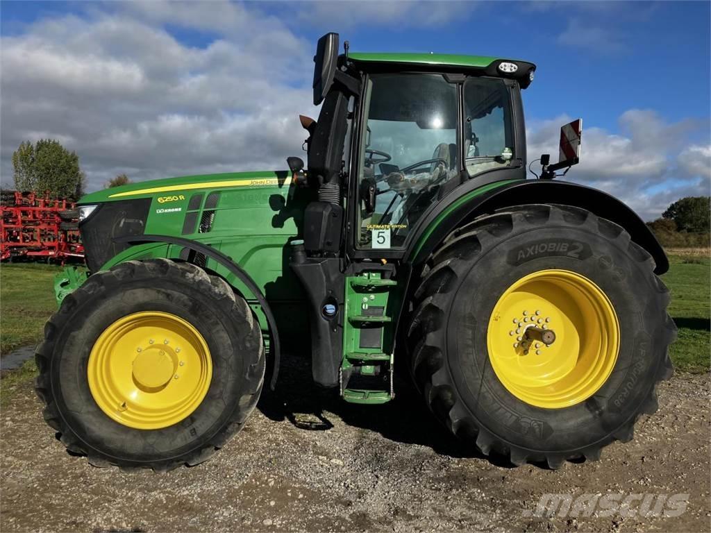 John Deere 6250R Traktorit