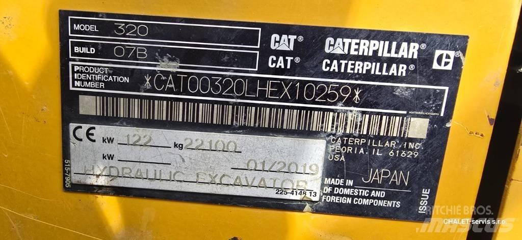 CAT 320 Telakaivukoneet
