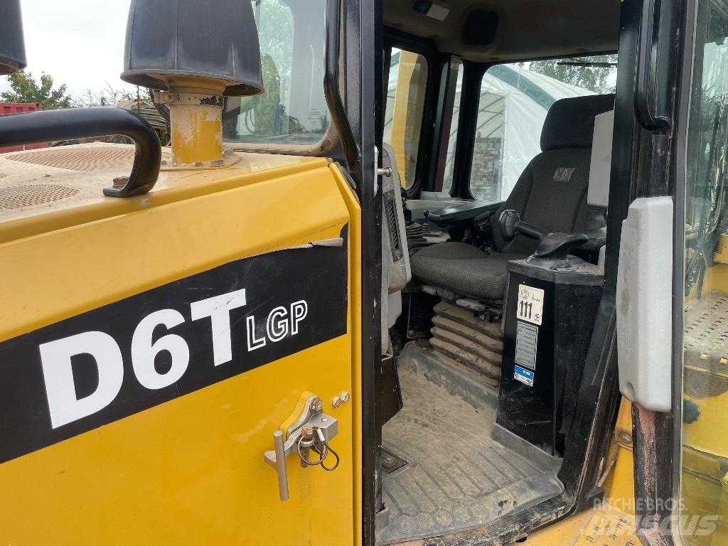 CAT D 6 T LGP Telaketjupuskutraktorit