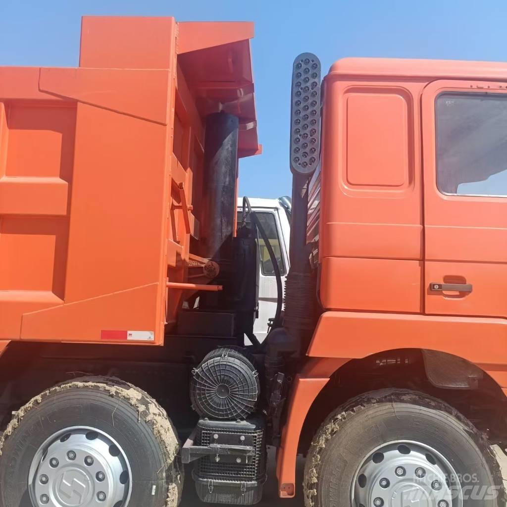 Shacman F3000 8X4 Sora- ja kippiautot