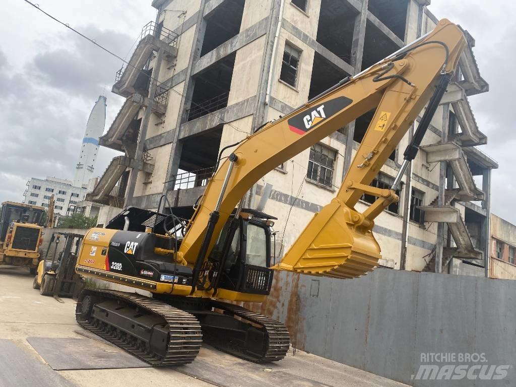 CAT 320 D Telakaivukoneet