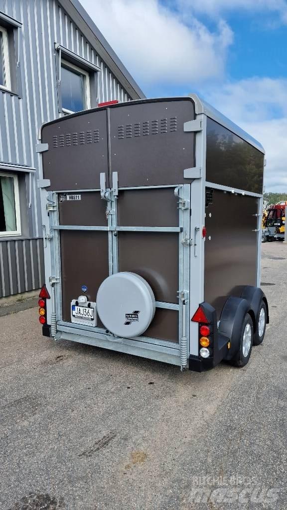 Ifor Williams HB 511 Eläinkuljetusperävaunut