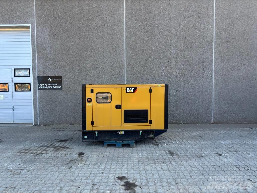 CAT DE 88 E O Dieselgeneraattorit