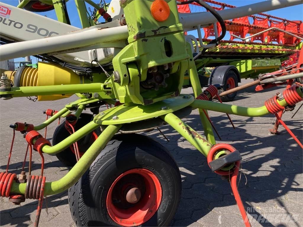 CLAAS Volto 900 Pöyhimet ja haravat