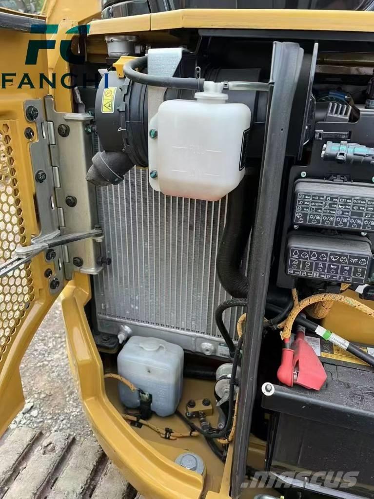 CAT 303 Telakaivukoneet