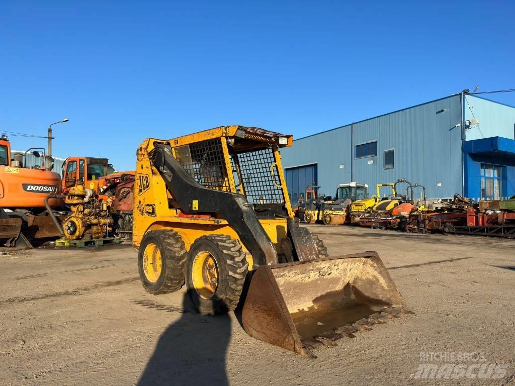 JCB 165 Liukuohjatut kuormaajat