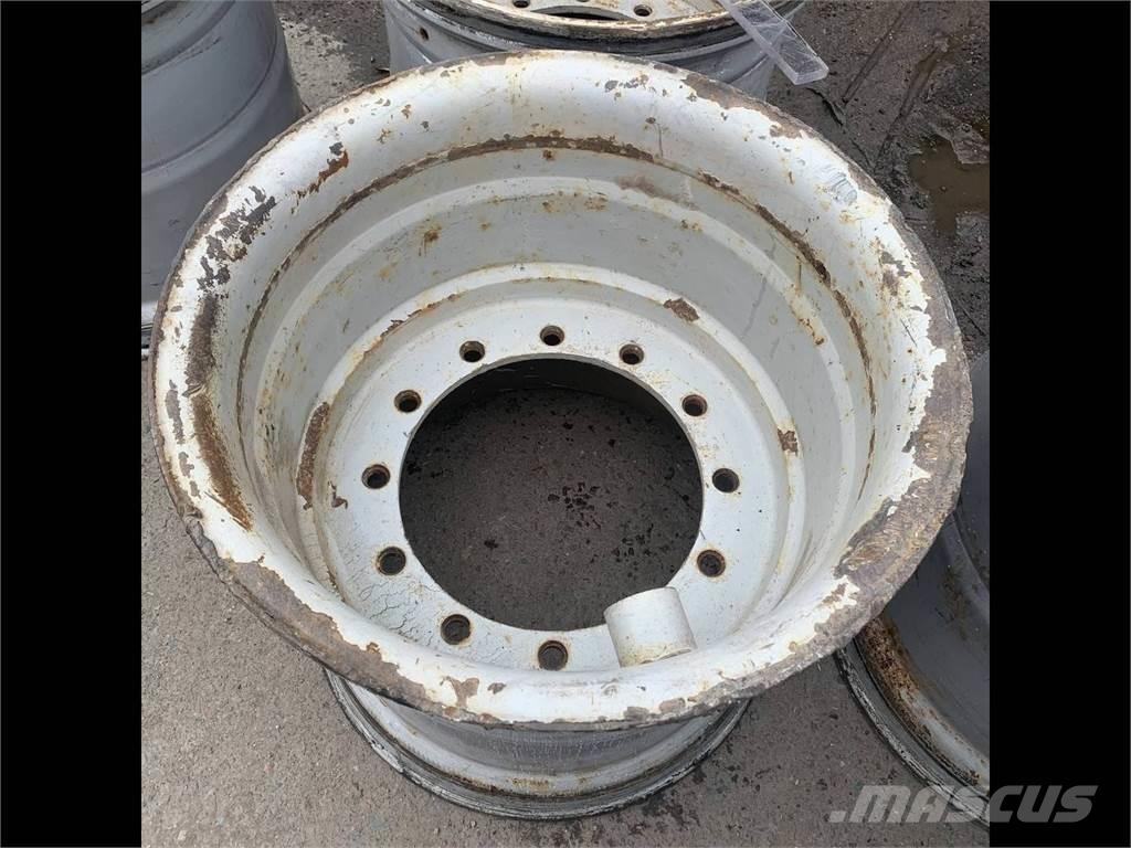 Gremo 1350 24x26,5 Renkaat ja vanteet