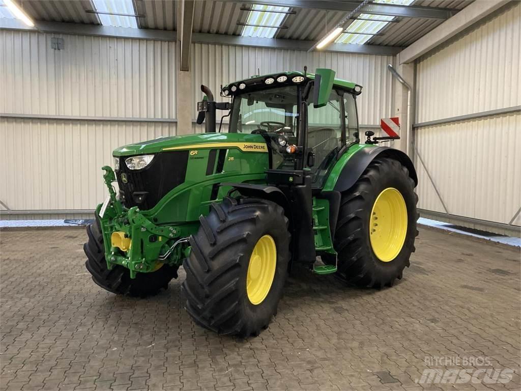 John Deere 6R 215 Traktorit