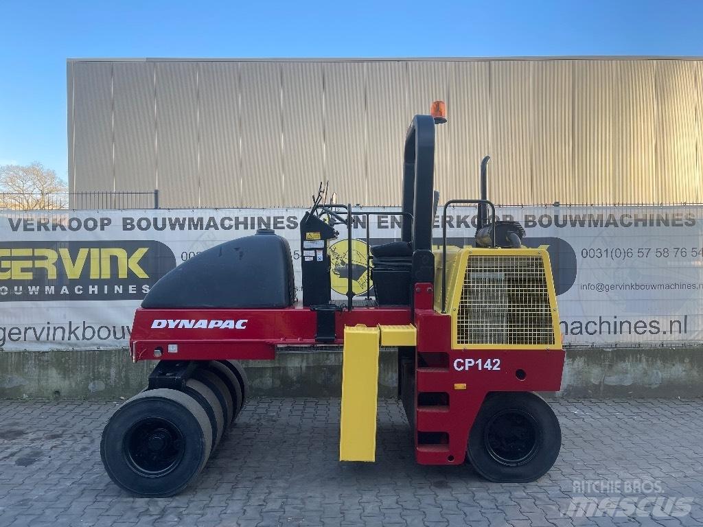 Dynapack CP 142 Kumipyöräjyrät