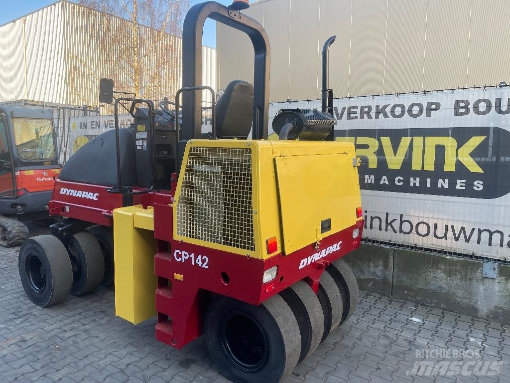 Dynapack CP 142 Kumipyöräjyrät