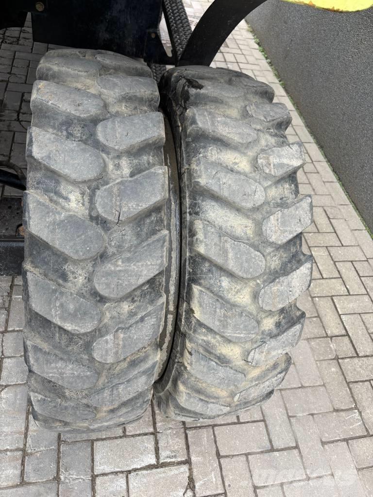 CAT M 320 F Pyöräkaivukoneet