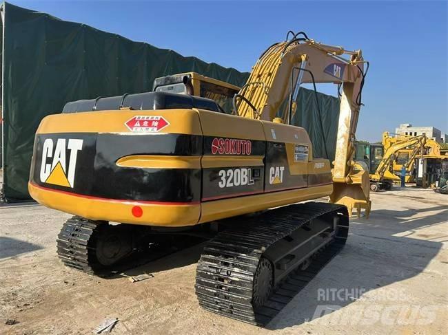 CAT 320 B Telakaivukoneet