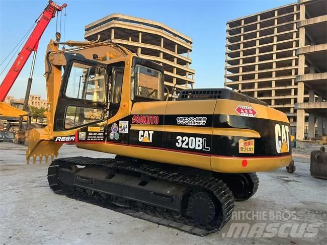 CAT 320 B Telakaivukoneet
