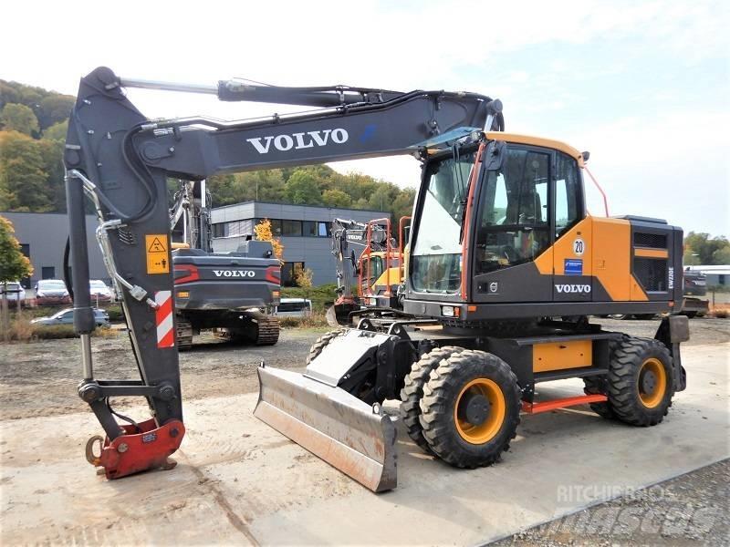 Volvo EW 220 E Pyöräkaivukoneet