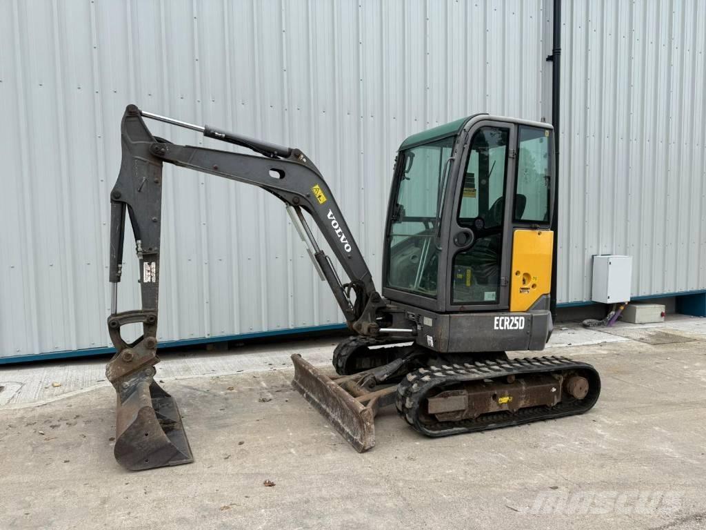 Volvo ECR 25 D Minikaivukoneet < 7t