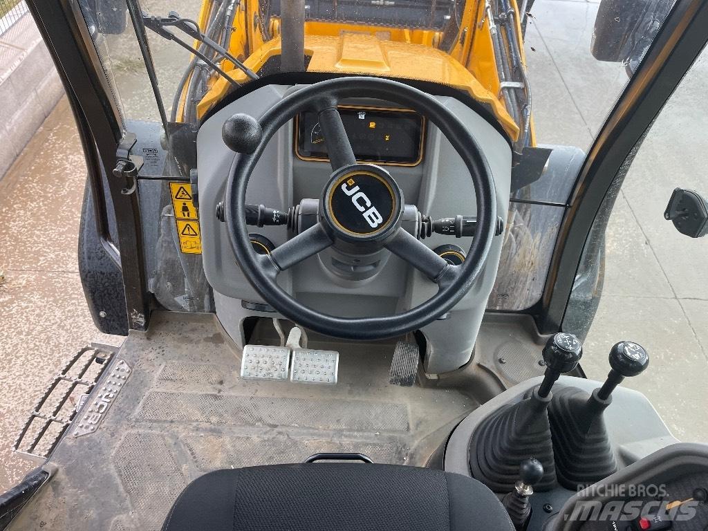 JCB 3 CX / compact Kaivurikuormaajat