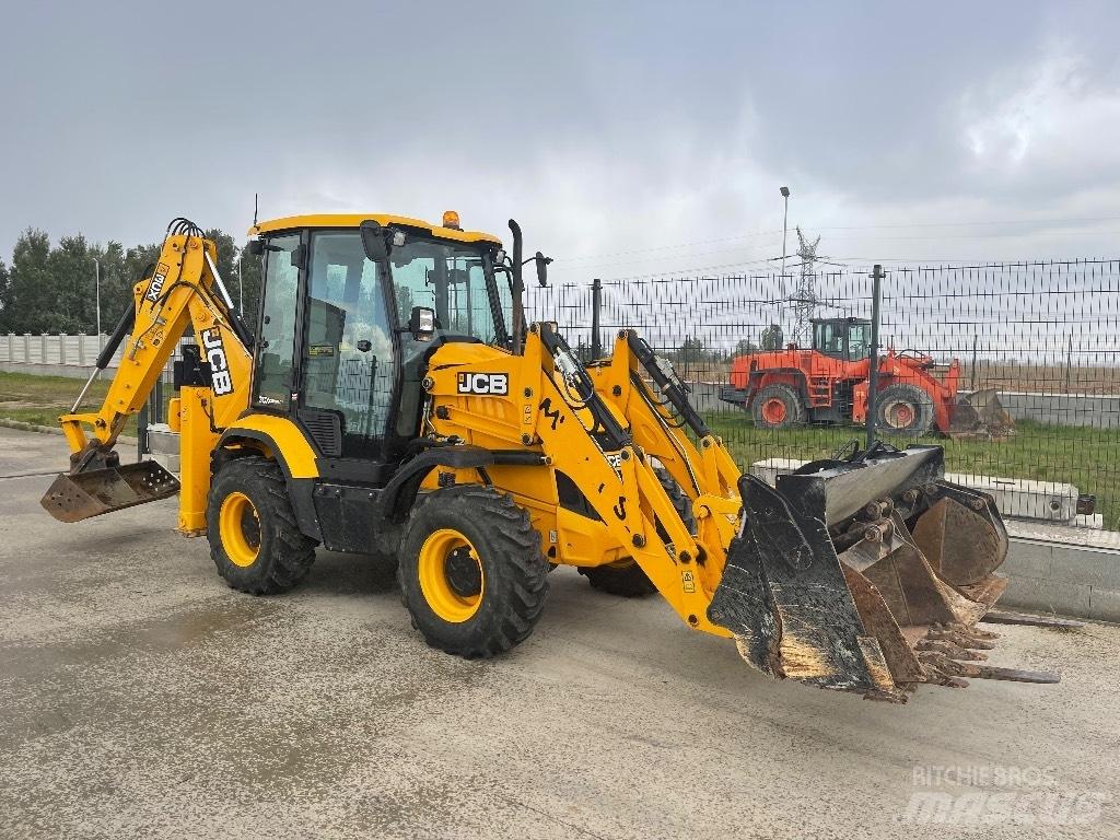JCB 3 CX / compact Kaivurikuormaajat