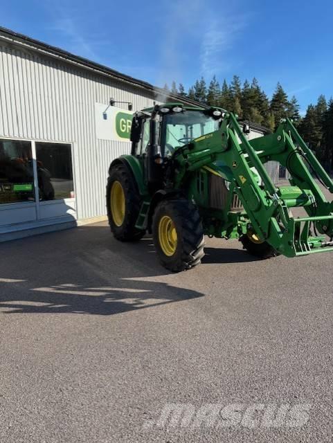 John Deere 6120 M Traktorit