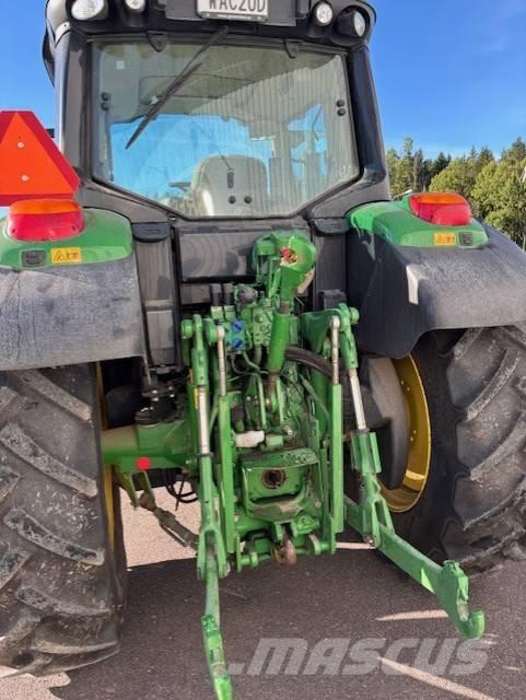 John Deere 6120 M Traktorit
