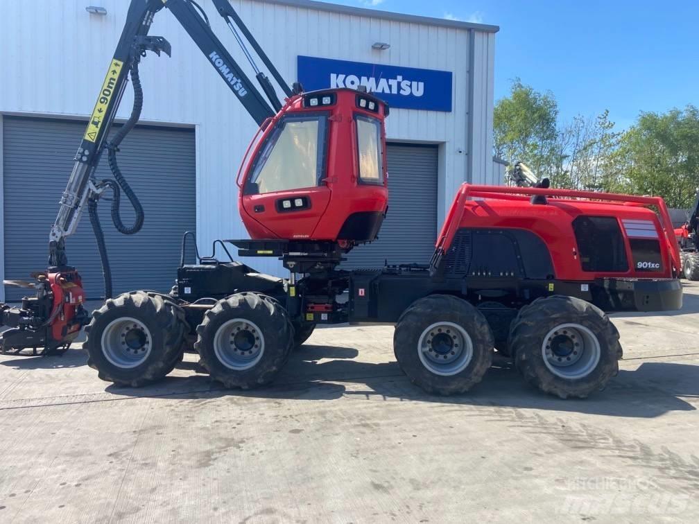 Komatsu 901XC Harvesterit