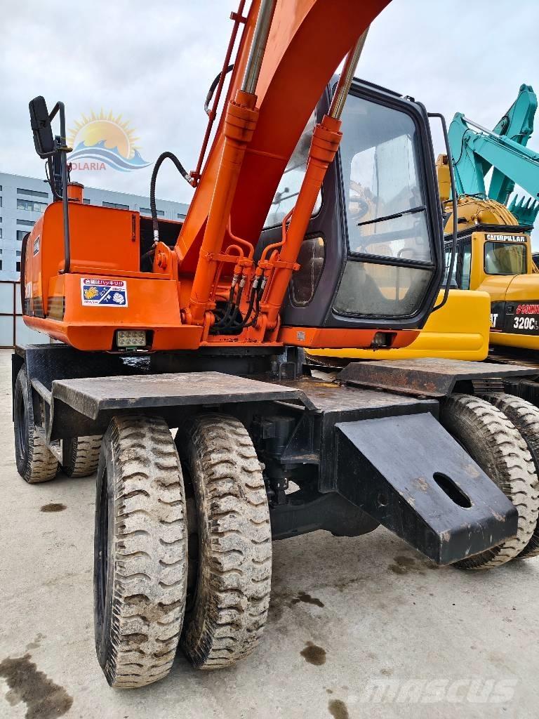 Hitachi EX 100 W D Pyöräkaivukoneet