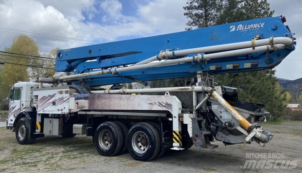 Alliance 37M Betonipumppuautot