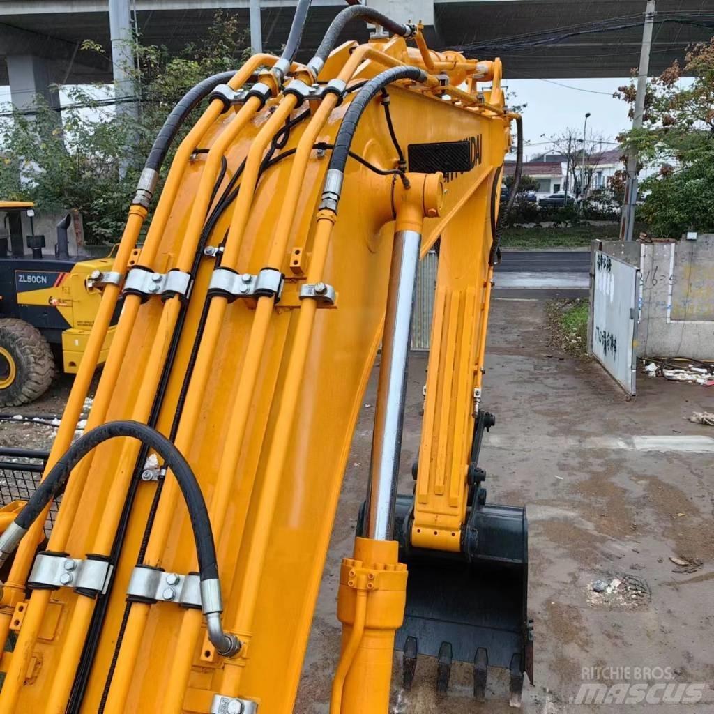 Hyundai R220LC-9 Telakaivukoneet