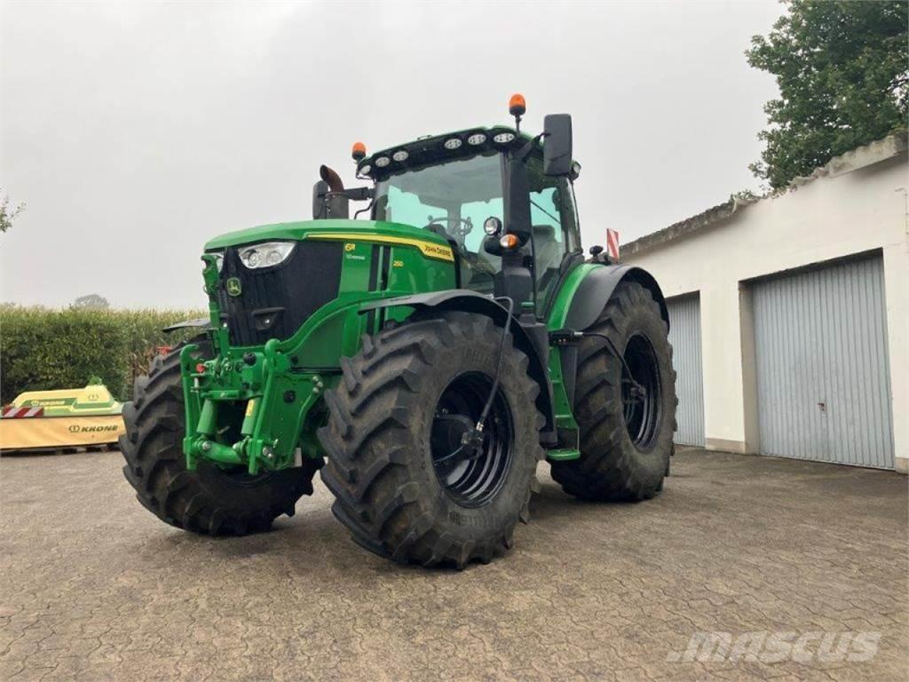 John Deere 6R 250 Traktorit