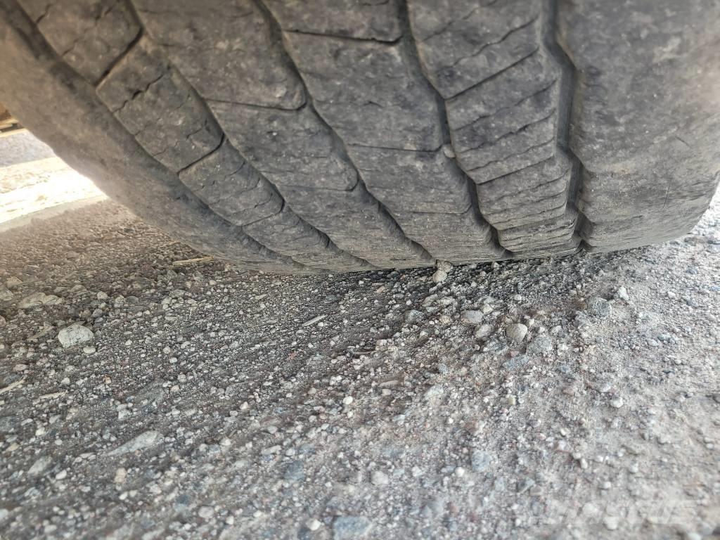 Scania R520 Koukkulava kuorma-autot