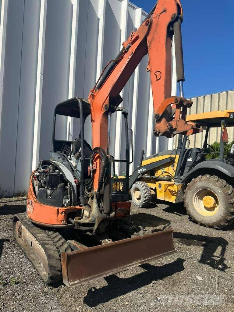 Hitachi ZX 27 U Minikaivukoneet < 7t