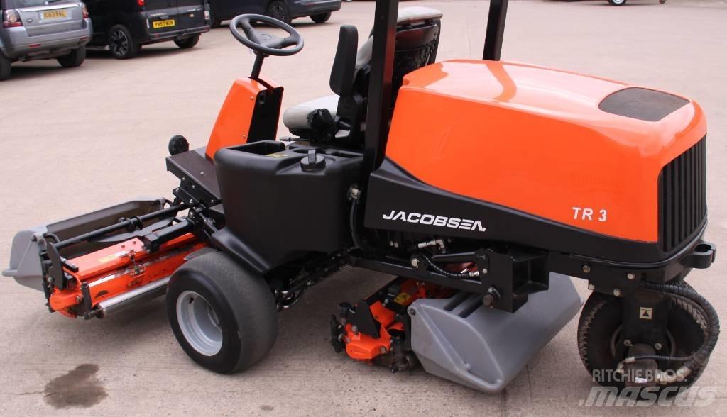 Jacobsen TR3 Reuna-alueiden ja karheikkojen leikkurit