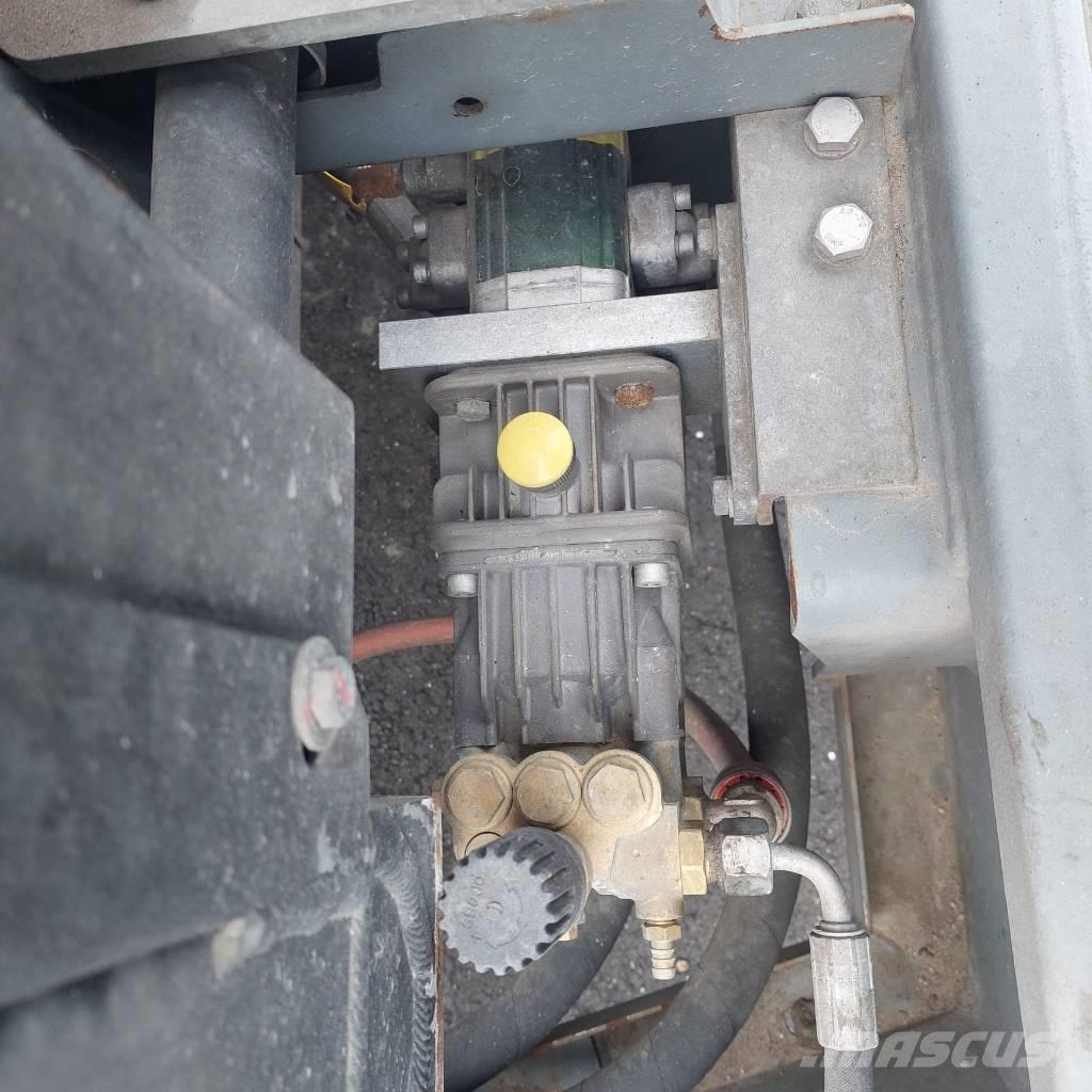 Putzmeister P 720 TD Betonipumppuautot