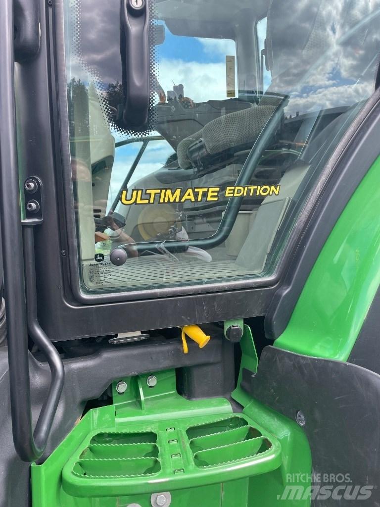 John Deere 6250 R Traktorit