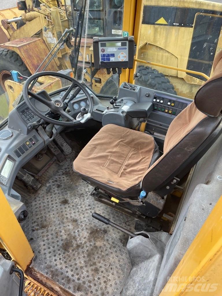 Volvo L90C Pyöräkuormaajat