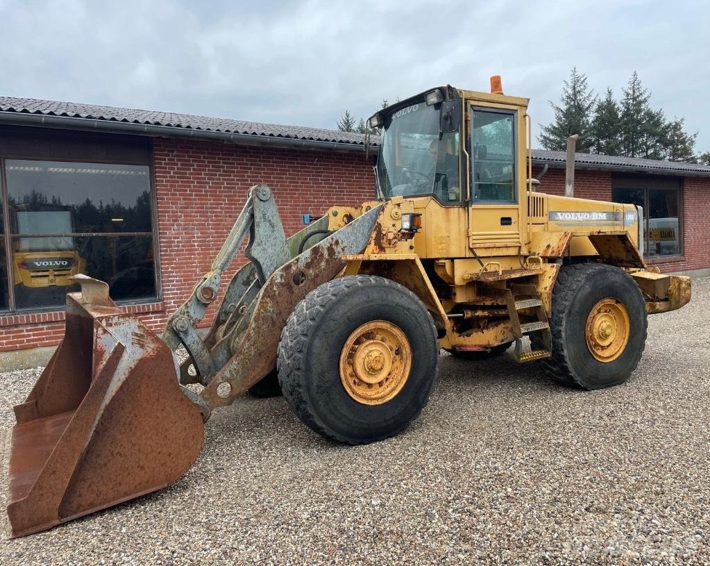 Volvo L90C Pyöräkuormaajat