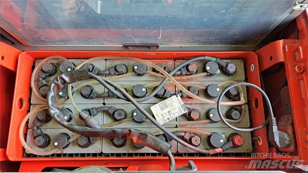 Linde L20 Käyden ajettavat pinoamistrukit