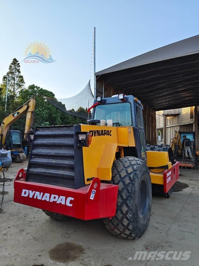 Dynapac CA 301 D Yksivalssijyrät