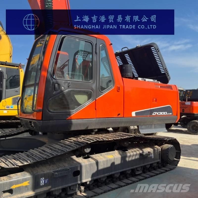 Doosan DX 300 Crawler excavators