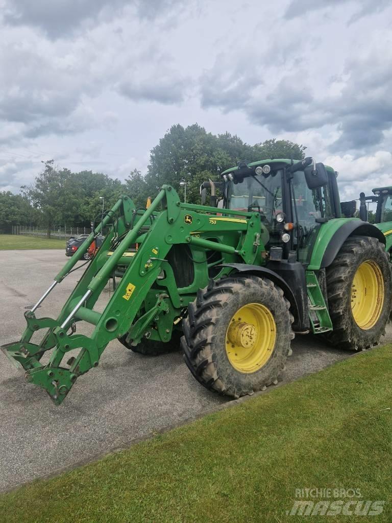 John Deere 7530 Traktorit