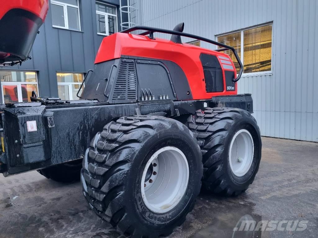 Komatsu 931 XC Harvesterit