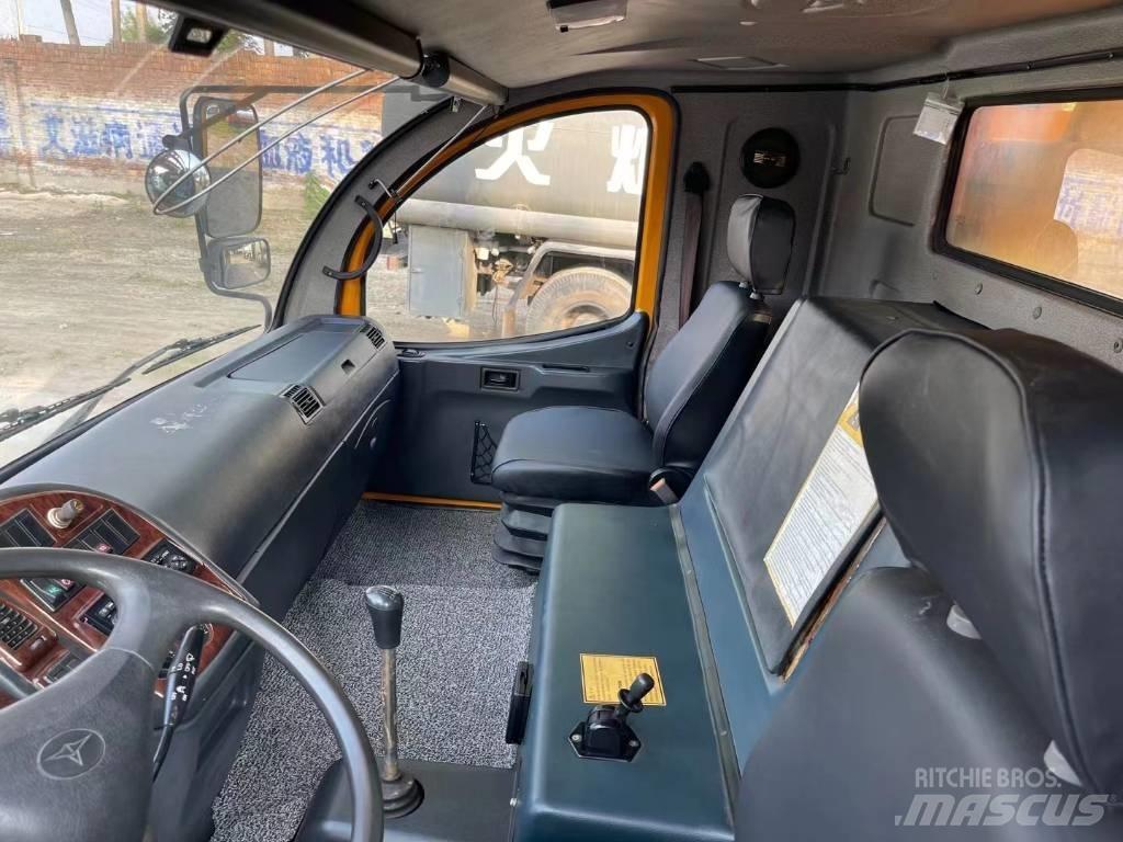 Zoomlion QY50V Itsensä kokoavat nosturit