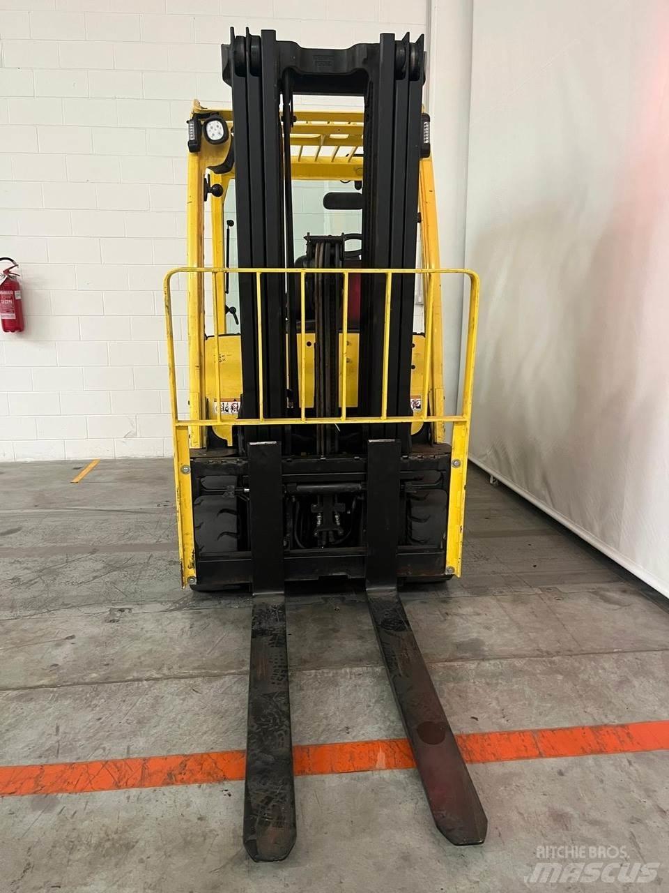 Hyster J3.5XN Sähkötrukit