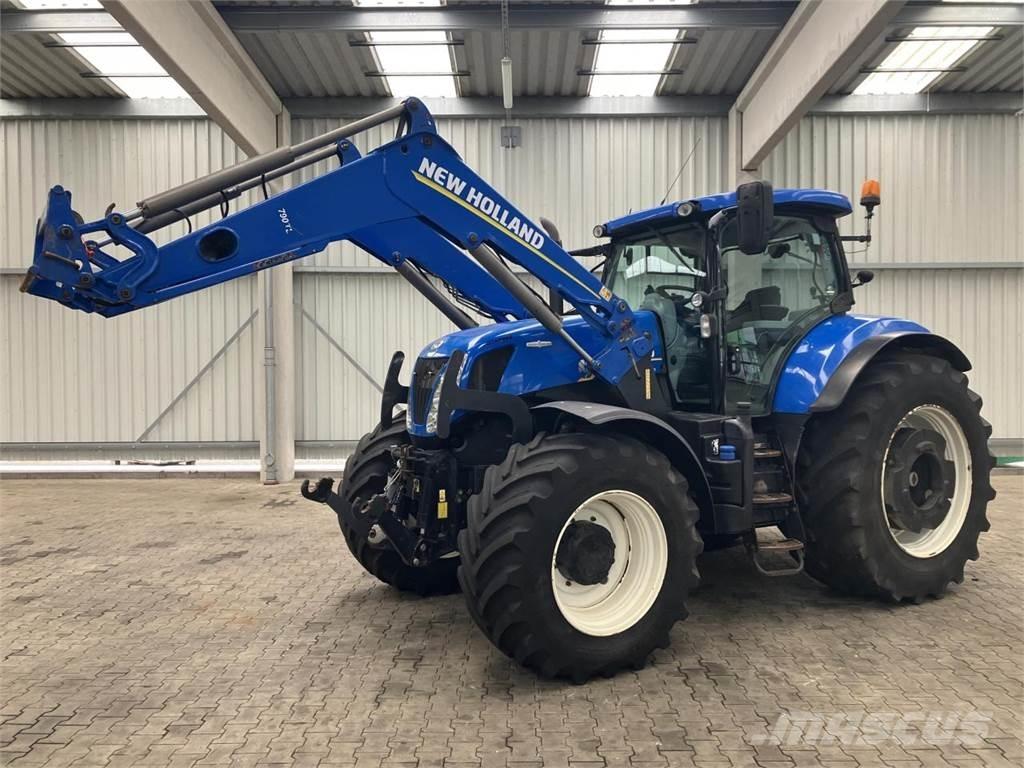 New Holland T7.270 Traktorit