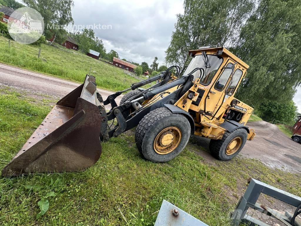 Volvo BM 4300 Pyöräkuormaajat