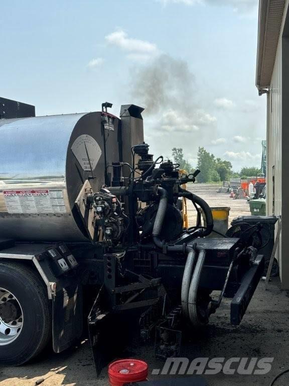 LeeBoy MAXIMIZER 3B Betonikuorma-autot