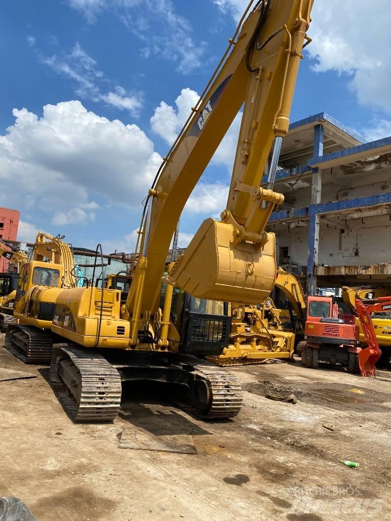 CAT 320 C Telakaivukoneet