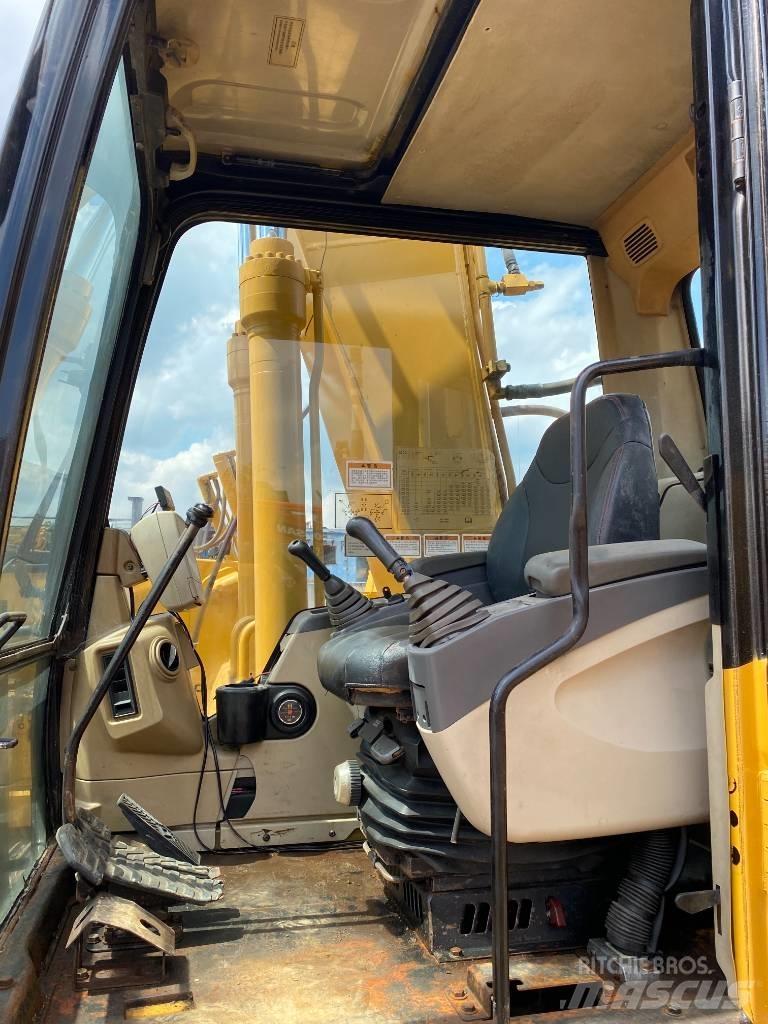 CAT 320 C Telakaivukoneet